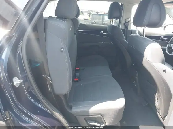 5XYPG4A39GG064925 2016 KIA SORENTO - Image 8