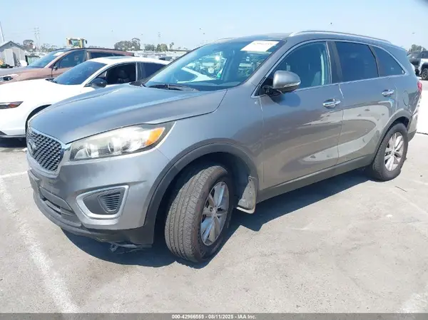 5XYPG4A39GG066254 2016 KIA SORENTO - Image 2