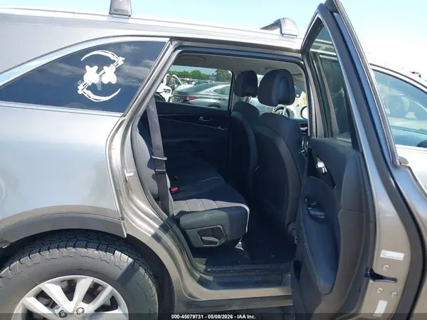 5XYPG4A39GG066822 2016 KIA SORENTO - Image 8