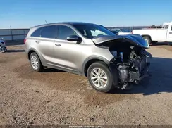 5XYPG4A39GG070143 2016 KIA SORENTO