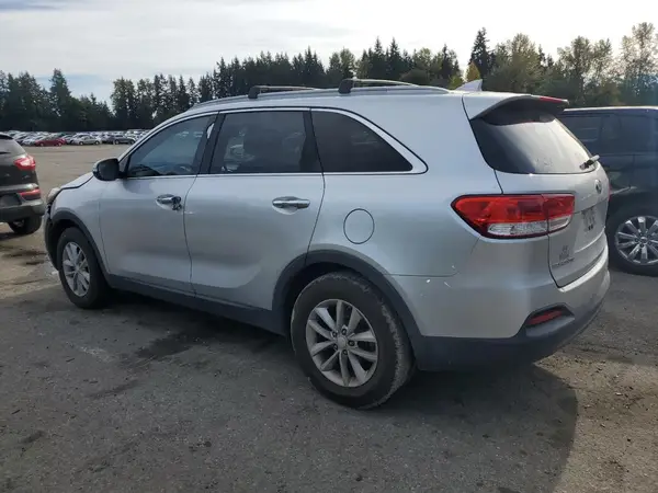 5XYPG4A39GG073964 2016 KIA SORENTO - Image 2