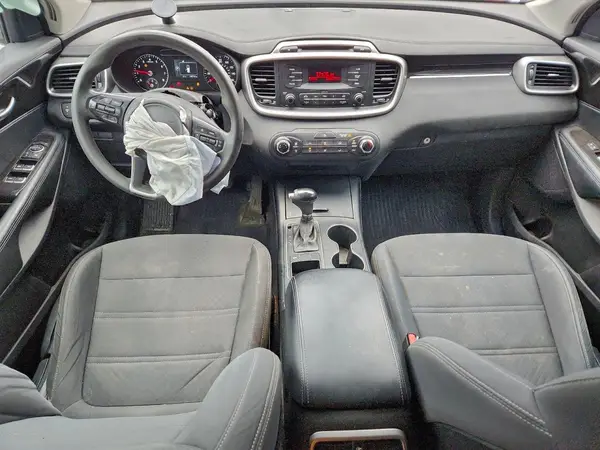 5XYPG4A39GG073978 2016 KIA SORENTO - Image 8