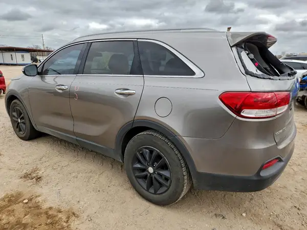 5XYPG4A39GG076119 2016 KIA SORENTO - Image 2