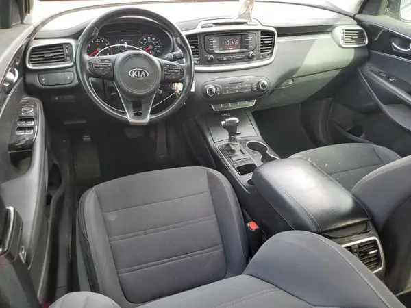 5XYPG4A39GG086813 2016 KIA SORENTO - Image 8