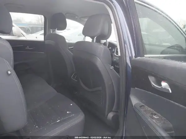 5XYPG4A39GG112908 2016 KIA SORENTO - Image 8