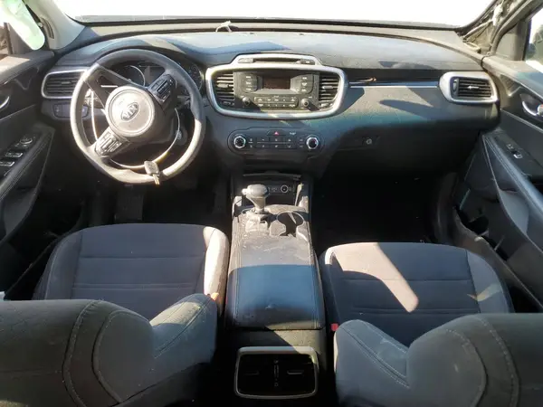 5XYPG4A39GG114867 2016 KIA SORENTO - Image 8