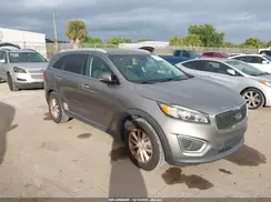 5XYPG4A39GG116859 2016 KIA SORENTO