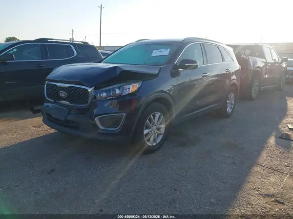 5XYPG4A39GG118563 2016 KIA SORENTO - Image 2