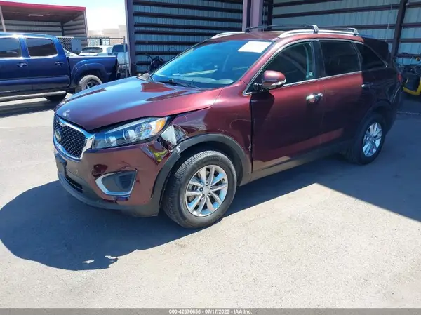 5XYPG4A39GG123780 2016 KIA SORENTO - Image 2