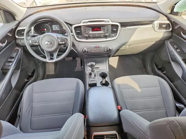 5XYPG4A39GG124816 2016 KIA SORENTO - Image 8