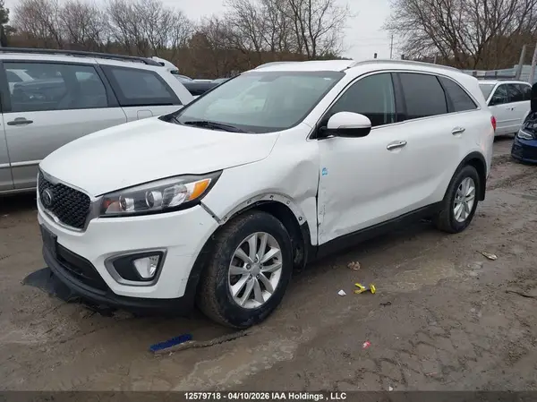 5XYPG4A39GG137842 2016 KIA SORENTO - Image 2