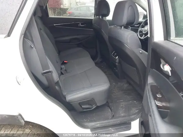 5XYPG4A39GG137842 2016 KIA SORENTO - Image 8