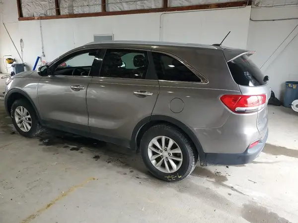 5XYPG4A39GG144824 2016 KIA SORENTO - Image 2