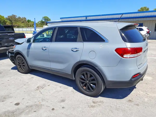 5XYPG4A39GG145018 2016 KIA SORENTO - Image 2