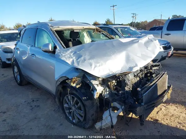 5XYPG4A39GG156469 2016 KIA SORENTO - Image 1