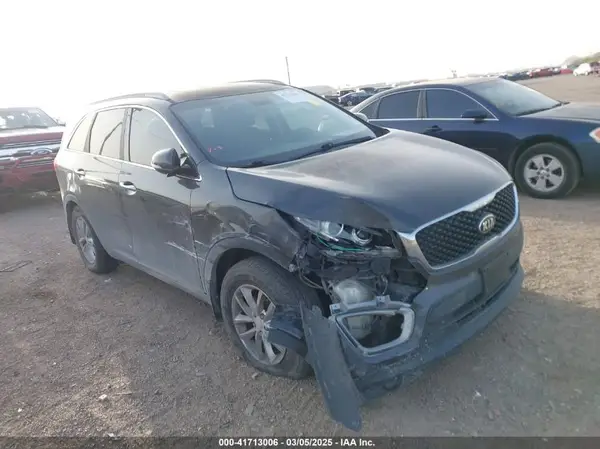 5XYPG4A39GG157427 2016 KIA SORENTO - Image 1