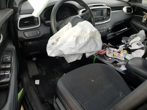 5XYPG4A39GG165138 2016 KIA SORENTO - Image 8