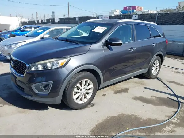 5XYPG4A39GG166029 2016 KIA SORENTO - Image 2