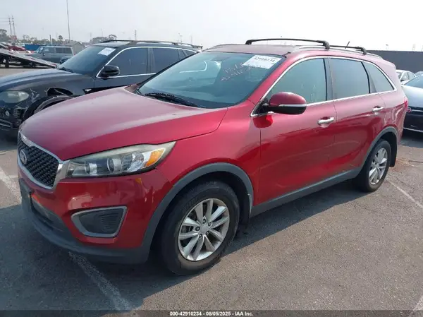 5XYPG4A39GG168220 2016 KIA SORENTO - Image 2