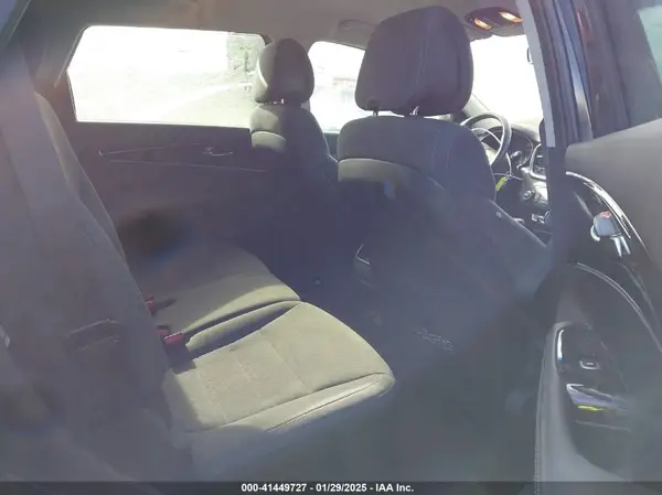5XYPG4A39GG169657 2016 KIA SORENTO - Image 8