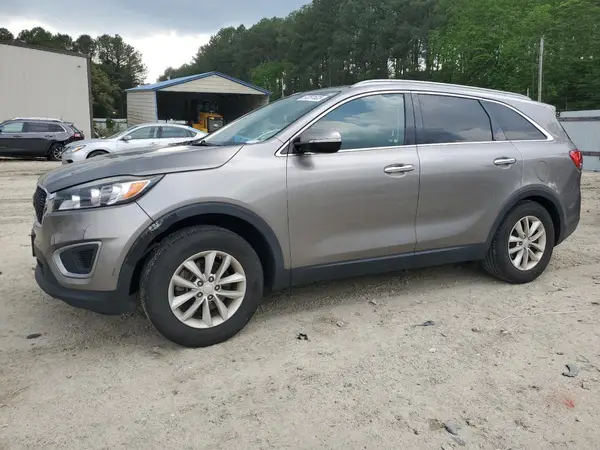 5XYPG4A39GG177497 2016 KIA SORENTO - Image 1