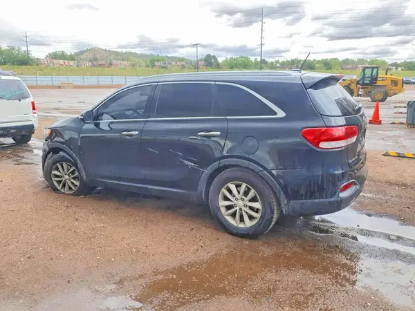 5XYPG4A39GG181582 2016 KIA SORENTO - Image 2
