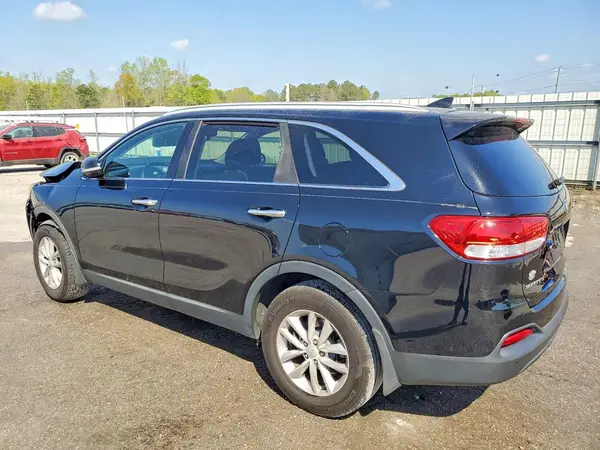5XYPG4A39HG190011 2017 KIA SORENTO - Image 2