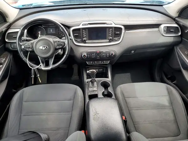 5XYPG4A39HG190011 2017 KIA SORENTO - Image 8