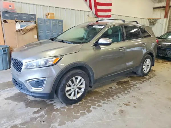 5XYPG4A39HG192437 2017 KIA SORENTO - Image 1