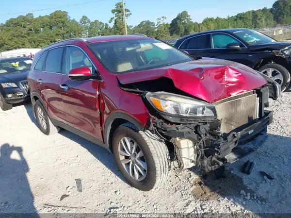 5XYPG4A39HG194561 2017 KIA SORENTO - Image 1