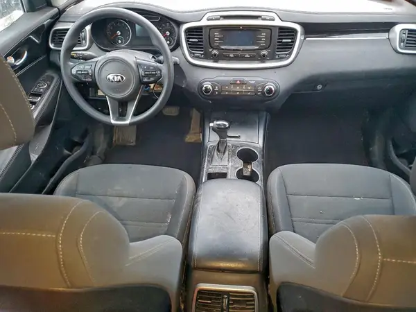 5XYPG4A39HG202089 2017 KIA SORENTO - Image 8