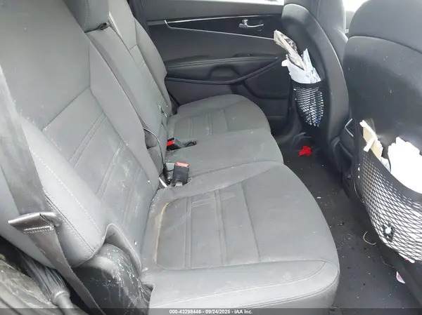 5XYPG4A39HG202786 2017 KIA SORENTO - Image 8