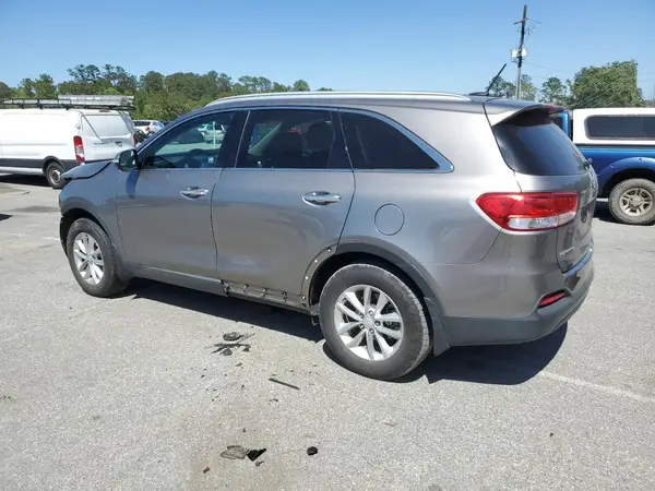 5XYPG4A39HG209138 2017 KIA SORENTO - Image 2