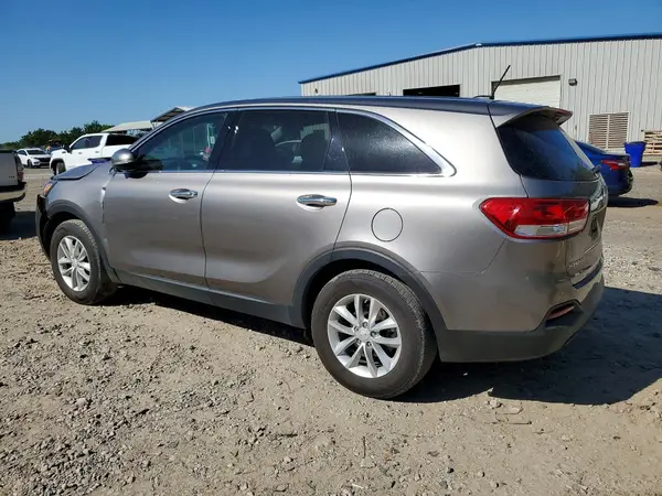 5XYPG4A39HG210290 2017 KIA SORENTO - Image 2