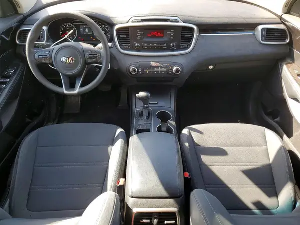 5XYPG4A39HG210290 2017 KIA SORENTO - Image 8