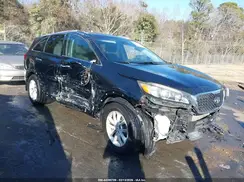 5XYPG4A39HG215280 2017 KIA SORENTO