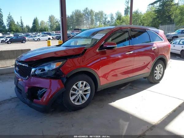 5XYPG4A39HG216669 2017 KIA SORENTO - Image 2