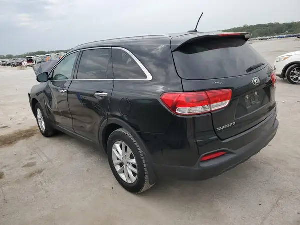 5XYPG4A39HG219829 2017 KIA SORENTO - Image 2