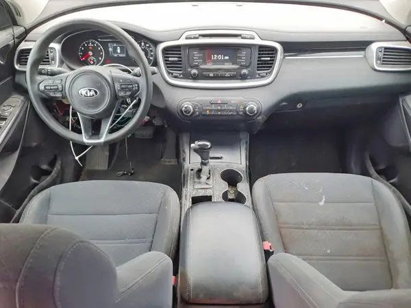 5XYPG4A39HG235156 2017 KIA SORENTO - Image 8
