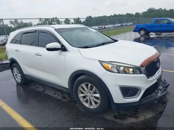 5XYPG4A39HG237845 2017 KIA SORENTO - Image 1
