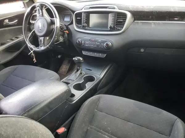 5XYPG4A39HG242253 2017 KIA SORENTO - Image 8