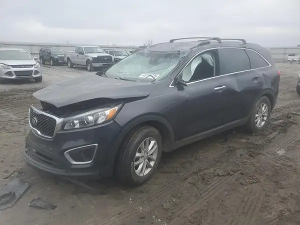 5XYPG4A39HG243595 2017 KIA SORENTO - Image 1