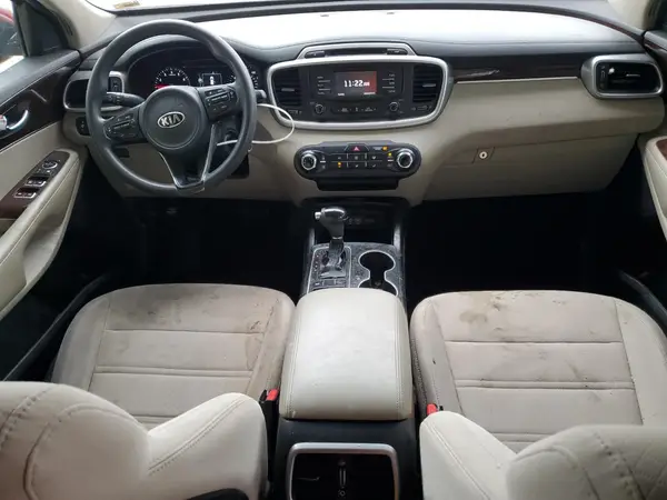 5XYPG4A39HG247307 2017 KIA SORENTO - Image 8