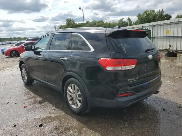 5XYPG4A39HG254824 2017 KIA SORENTO - Image 2