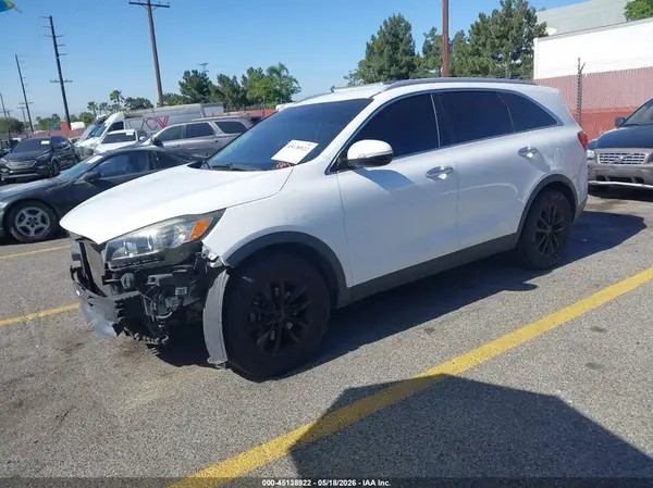 5XYPG4A39HG255228 2017 KIA SORENTO - Image 2