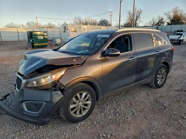 5XYPG4A39HG257433 2017 KIA SORENTO - Image 1