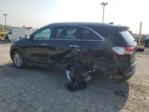 5XYPG4A39HG266648 2017 KIA SORENTO - Image 2