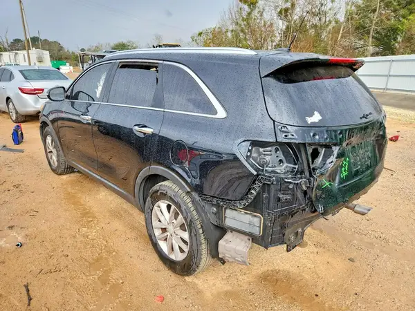 5XYPG4A39HG269548 2017 KIA SORENTO - Image 2