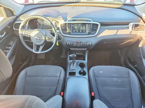 5XYPG4A39HG273373 2017 KIA SORENTO - Image 8