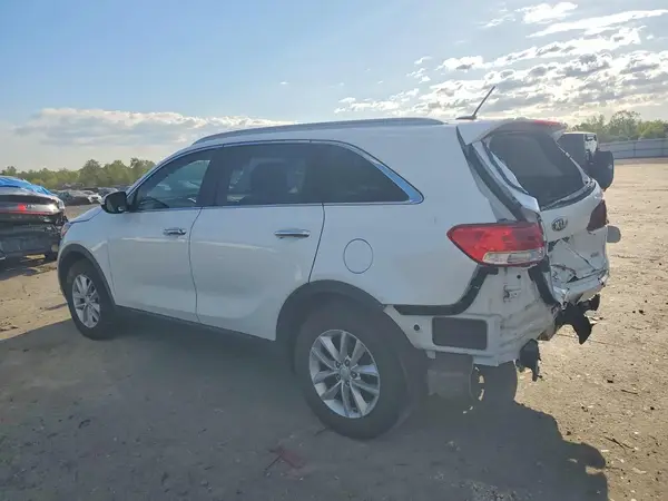 5XYPG4A39HG274507 2017 KIA SORENTO - Image 2